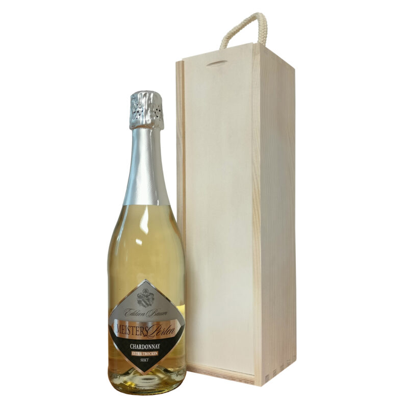 Zestaw prezentowy z winem musującym Chardonnay Extra Dry Edition Baum w jasnej skrzynce