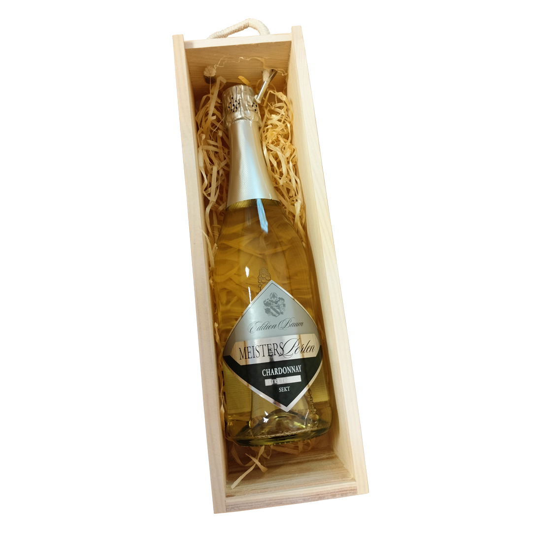 Zestaw prezentowy z winem musującym Chardonnay Extra Dry Edition Baum w jasnej skrzynce